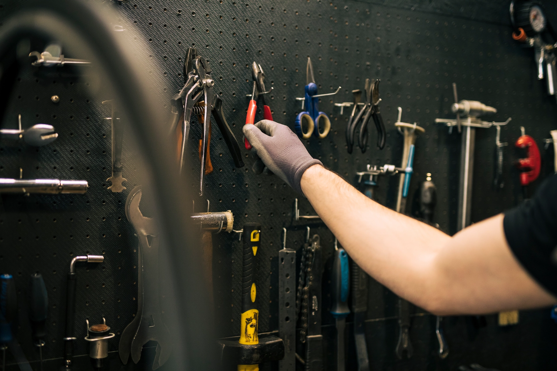 bike-repair-shop